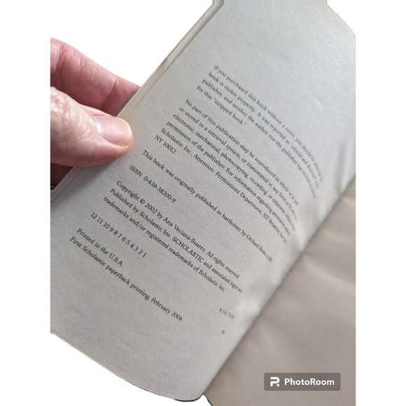 Flight to Freedom First Person Fiction Ana Veciana-Suarez Scholastic Books 2002 - Picture 3 of 4